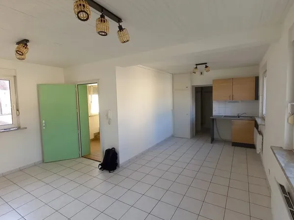 Bischheim - Joli F1 à découvrir au calme !