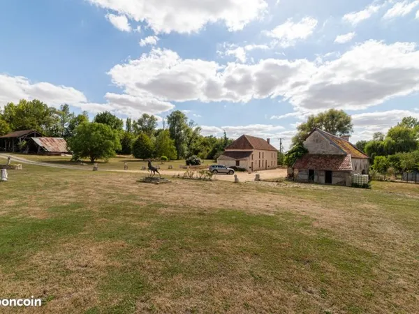 Moulin 3 pièces 160 m²