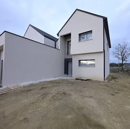 Maison 7 pièces 140 m²