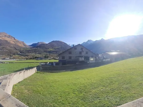 Ensemble immobilier 2 pièces 336 m²