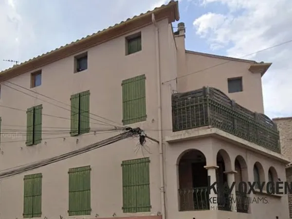 Millas — Grande maison de caractère avec local commercial