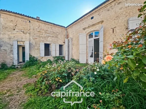 Maison 6 pièces 275 m²