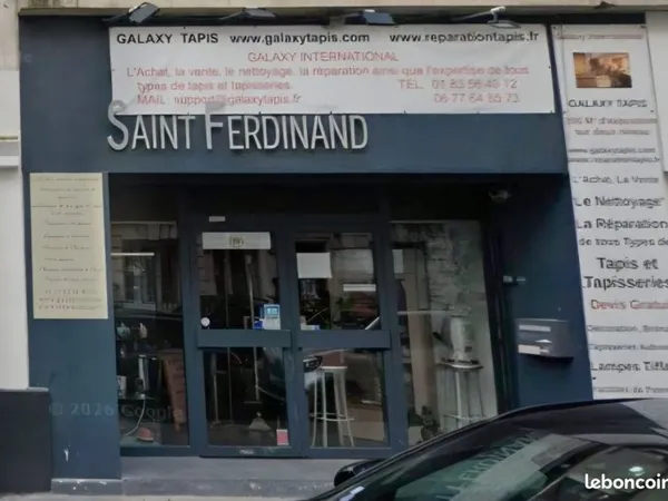 166 m² à 100 mètres de la porte Maillot
