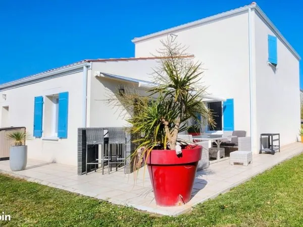 Maison 100 m² sans vis-à-vis - Terrain 400 m² - Plage et commerces à pied