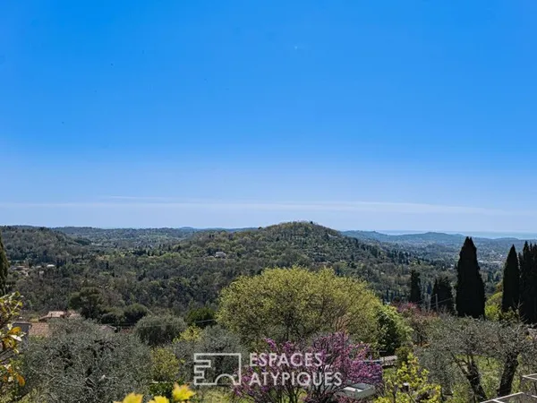 Parenthèse suspendue au Roc Fleuri : vue azur sur les restanques de Magagnosc