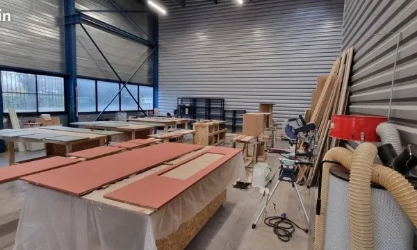 Local d'activité 171 m² - Voiron ZA Le Parvis