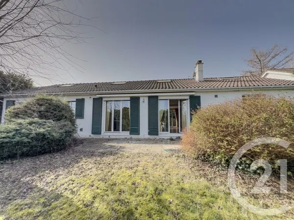 Maison 7 pièces 141 m²