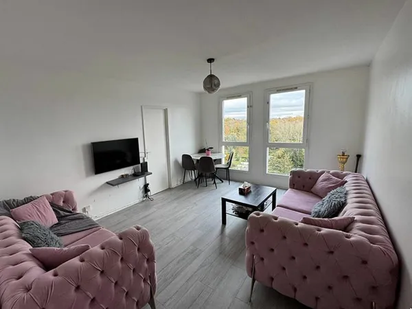 Appartement 3 pièces à Epinay Sous Sénart