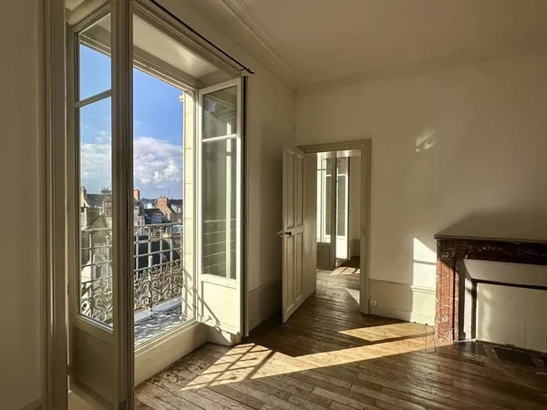 Appartement 4 pièces 90 m²