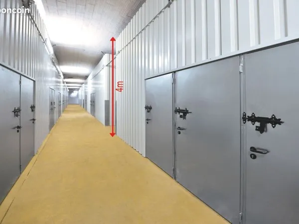 Lot de stockage à louer