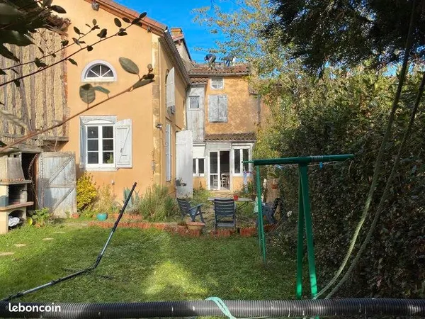 Immeuble de rapport 598 m²