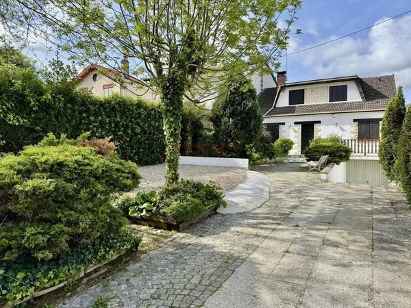 Maison 6 pièces 153 m²