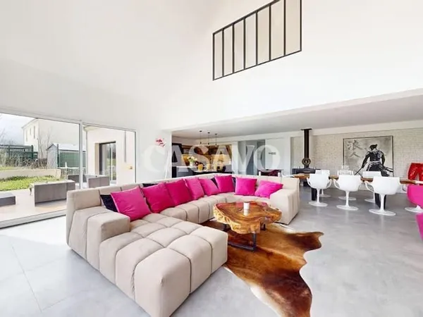 Propriété 6 pièces 210 m²