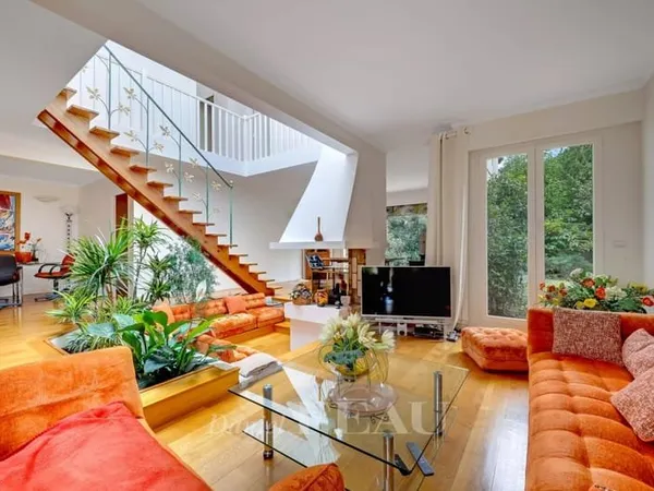 Le Chesnay - Maison d'architecte - 5 chambres avec terrasse et jardin