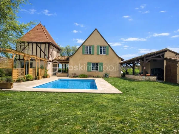 Maison 7 pièces 208 m²