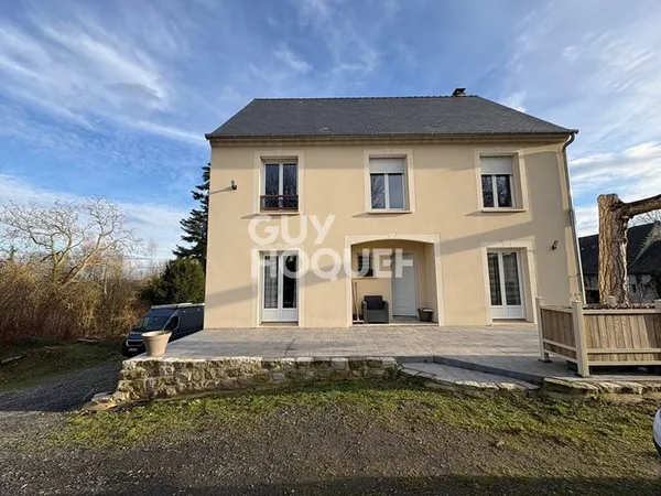 Maison neuve dans un magnifique village