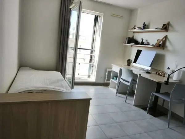 Gare du Sud studio loué