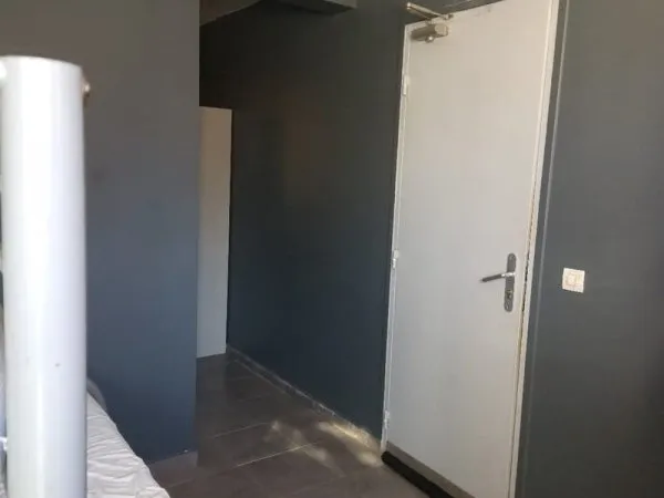 Hôtellerie et restauration Vente Saint-Denis 1p 300m² 1365000€