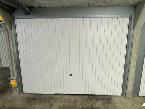 Location box Nîmes 7 collines 14,5m2