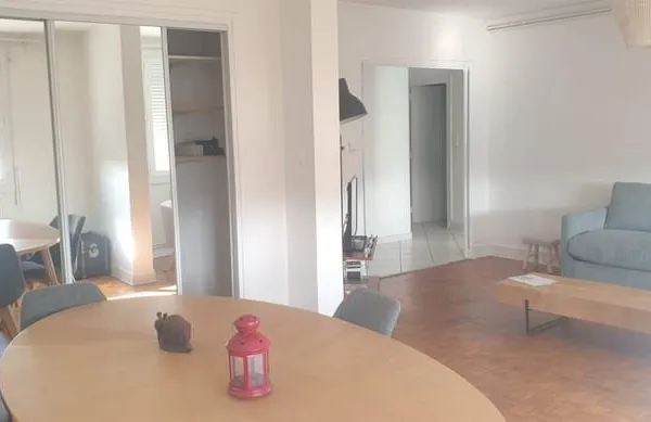 Saint Gaudens Centre Ville Appartement T3/4 Avec Balcons Et Park