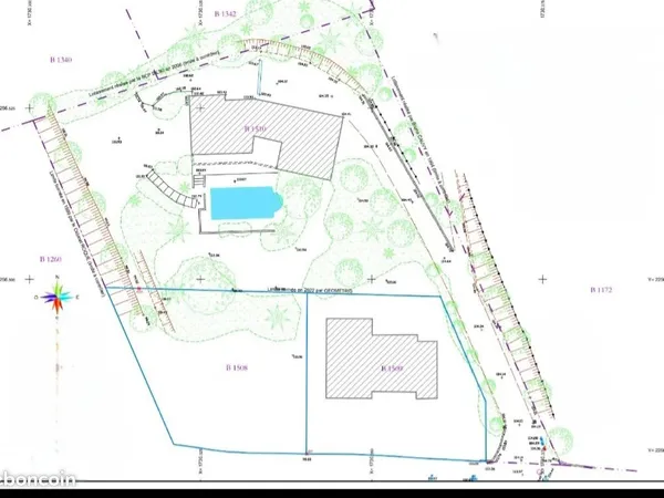 Terrain 2000m2 avec piscine et villa
