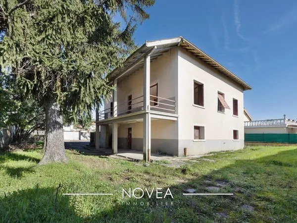 Maison 10 pièces 128 m²