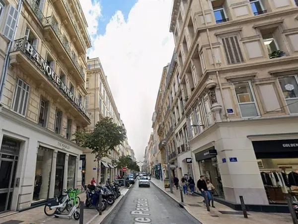 Boutique 72 m²