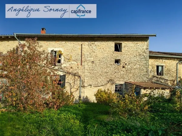 Maison à rénover entièrement SAINT JULIEN (39)
