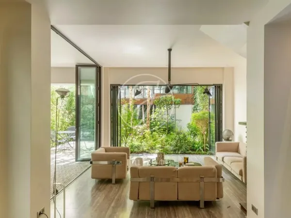 Paris 1er - PLACE VENDÔME - Maison à vendre - 8 pièces - 294,10m² Carrez - Jardin- Terrasse - Unique