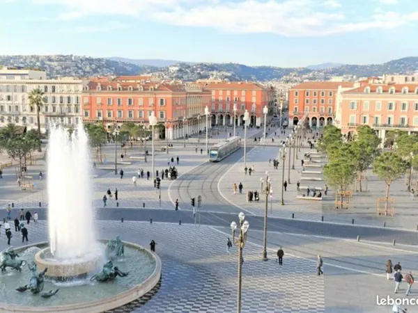 FONDS DE COMMERCE 39 m² NICE