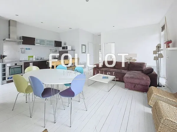 EN LOCATION MEUBLE A L'ANNEE : Appartement 3 pièces 61 m2 Agon-Coutainville