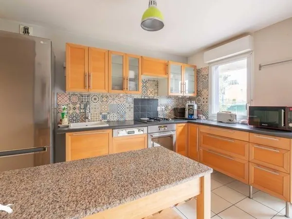 Appartement 4 pièces 76 m²
