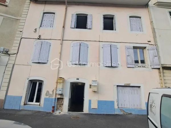 Immeuble 15 pièces 190 m²