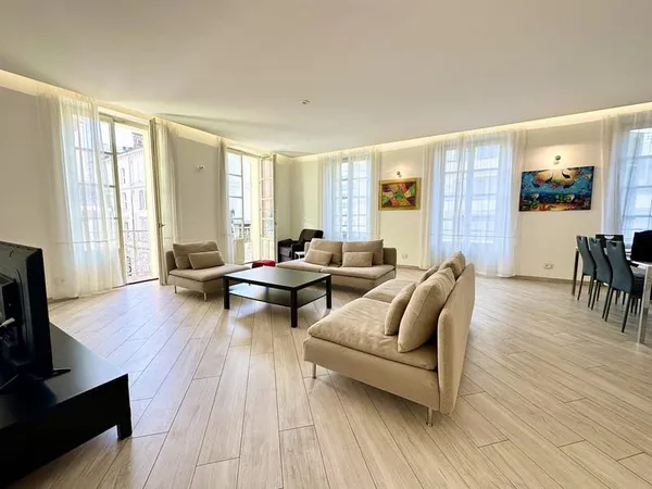 CANNES CENTRE BANANE T3/T4 SUD 96M2 TERRASSES SUD