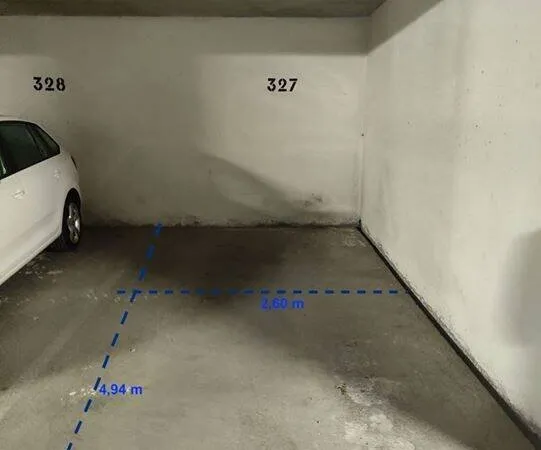 Parking 13 m²