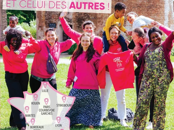 Loue chambre 30m² dans colocation solidaire entre actives et mamans - Grande maison hypercentre Roue