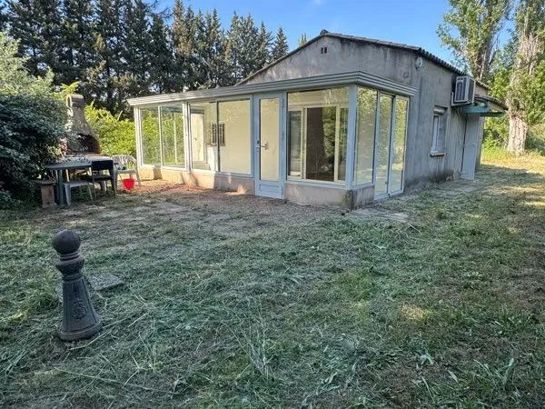 Jolie Maison en campagne avec jardin