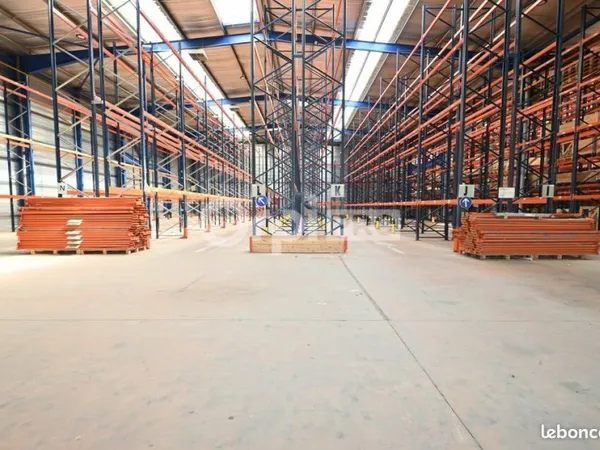 Local d'activité 1 000 m²