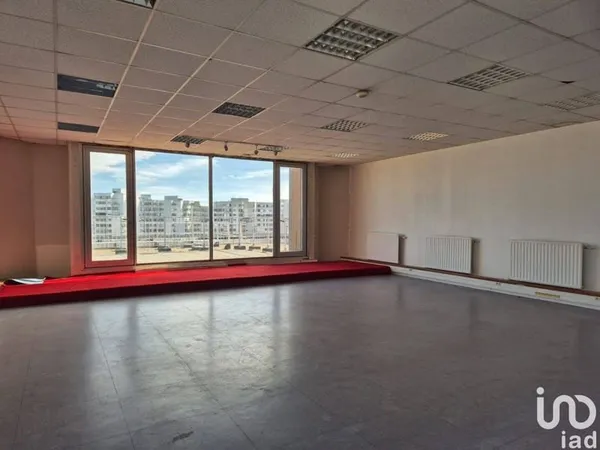 Bureaux 100 m²
