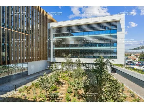 Bureaux 1587 m²