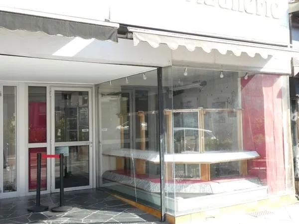 A vendre REMIREMONT (88) mur commercial de 40m²