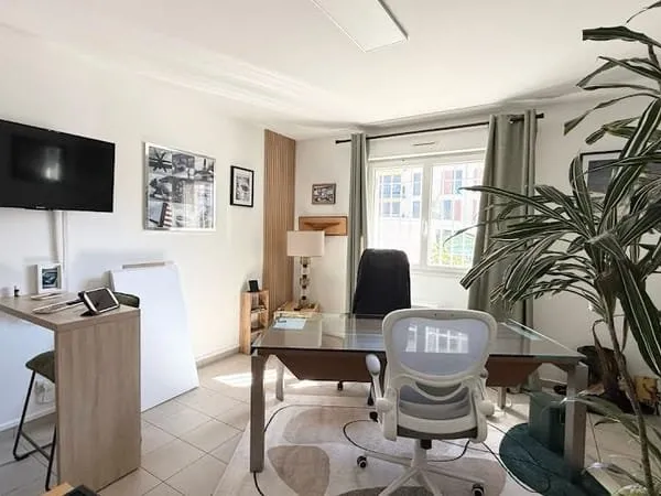 Local 1 pièce 25 m²