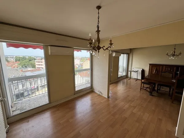 T4 RESIDENCE LE BOURBONNAIS