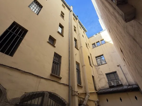 Plateau à aménager 72m2 - Cordeliers