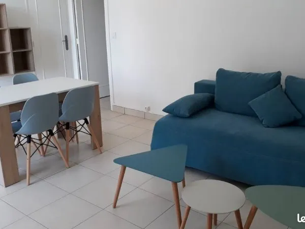 T2 meublé de 52 m2 Toulon Port/ Mayol