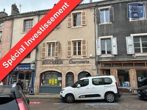 Bâtiment 235 m²