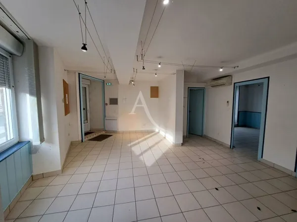 Local commercial Les Herbiers Ardelay 94 m2