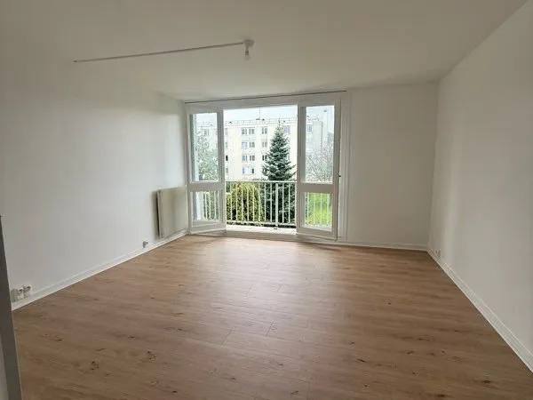 Appartement 3 pièces+garage+piscine