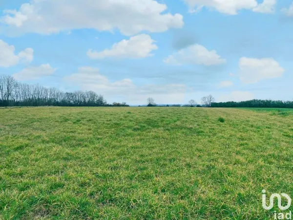 Terrain constructible 11420 m²
