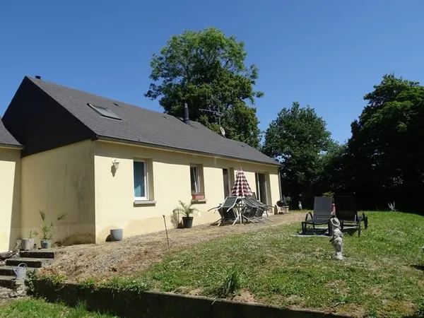 Maison de 85,5 m2 avec terrain de 2611 m2